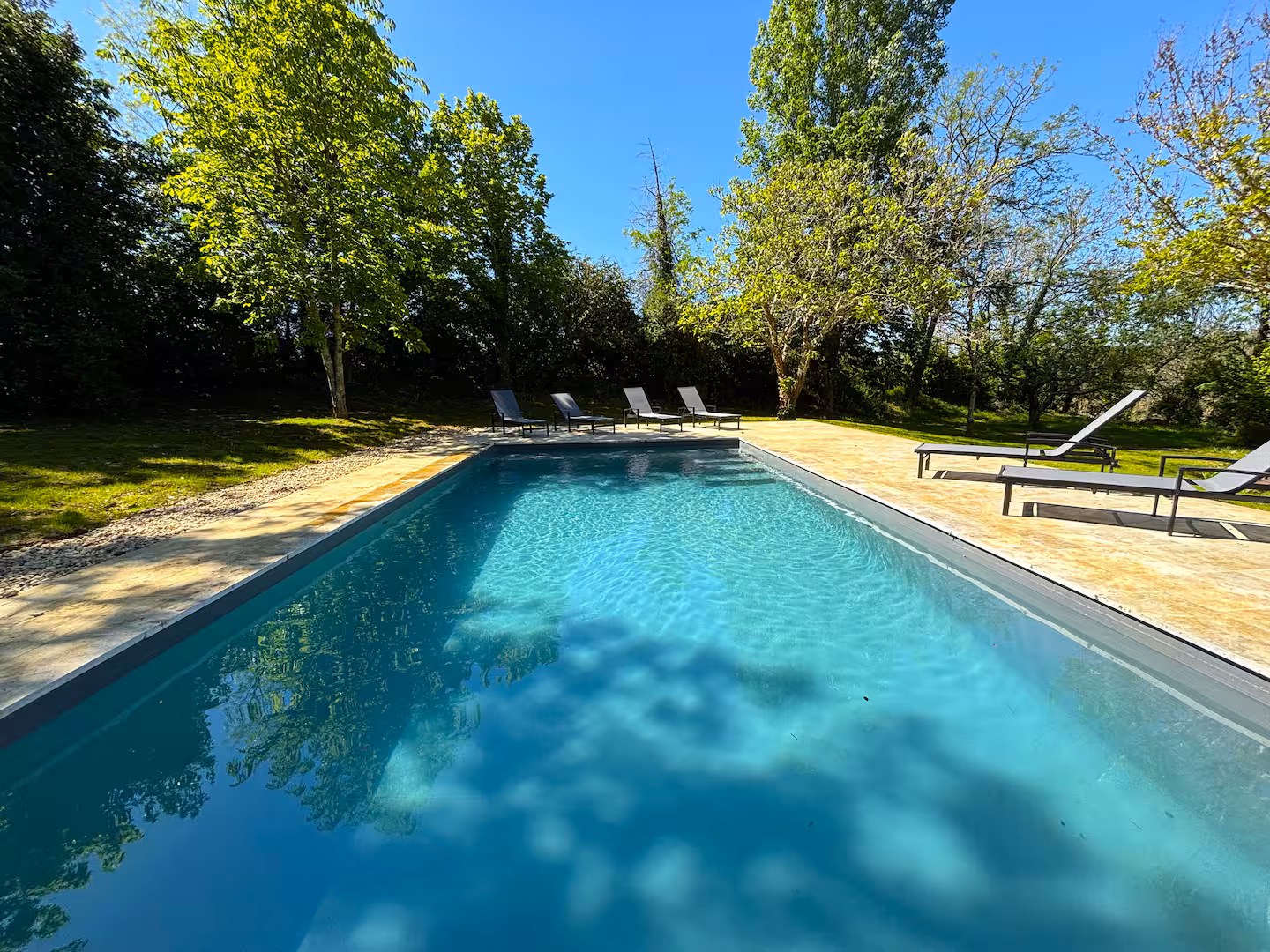 Private swimming pool of the holiday home in the Dordogne countryside